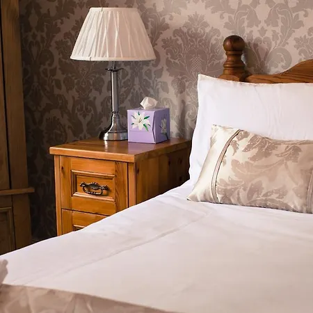 Beckmead House 4*