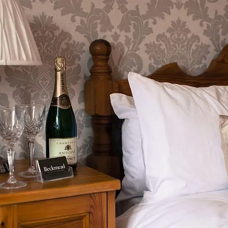 Frühstückspension Beckmead House 4*
