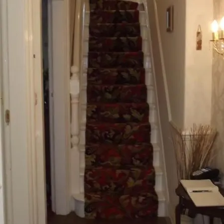 Beckmead House Bed & Breakfast 4*